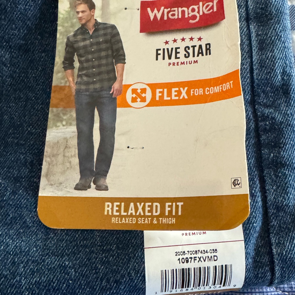 Wrangler Relax Fit